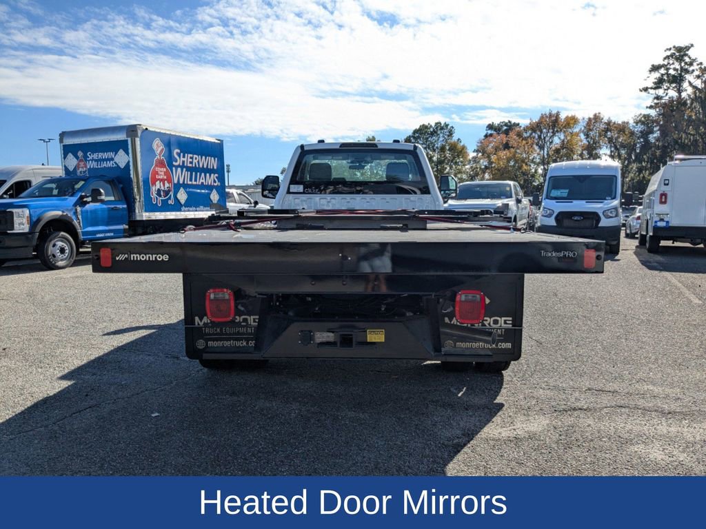 New 2025 Ford F550 4x4 Regular Cab Super Duty image 5