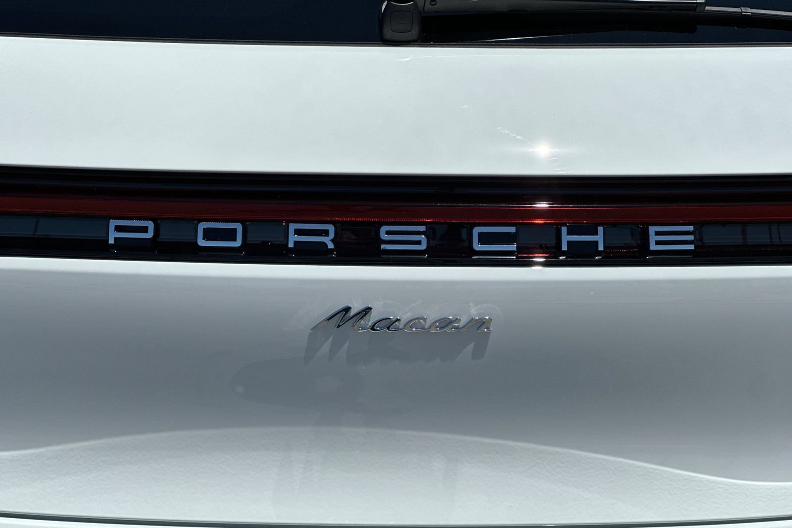New 2026 Porsche Macan AWD/4WD image 39