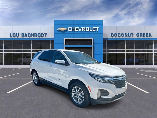 Used 2023 Chevrolet Equinox LT image 2