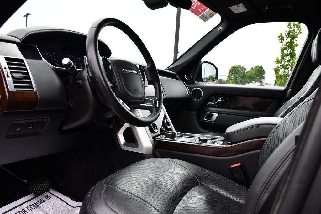 Used 2019 Land Rover Range Rover Long Wheelbase Supercharged AWD/4WD image 22