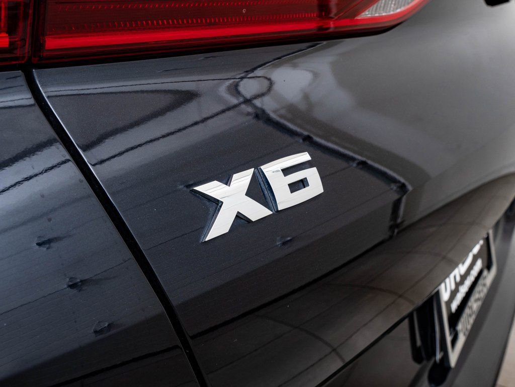 Used 2024 BMW X6 M60i image 16