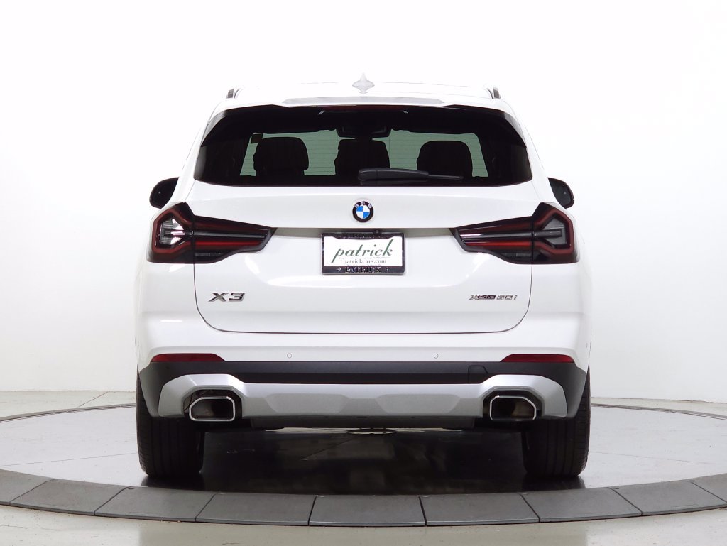 Used 2024 BMW X3 xDrive30i w/ Premium Package w/ZPA AWD/4WD image 7