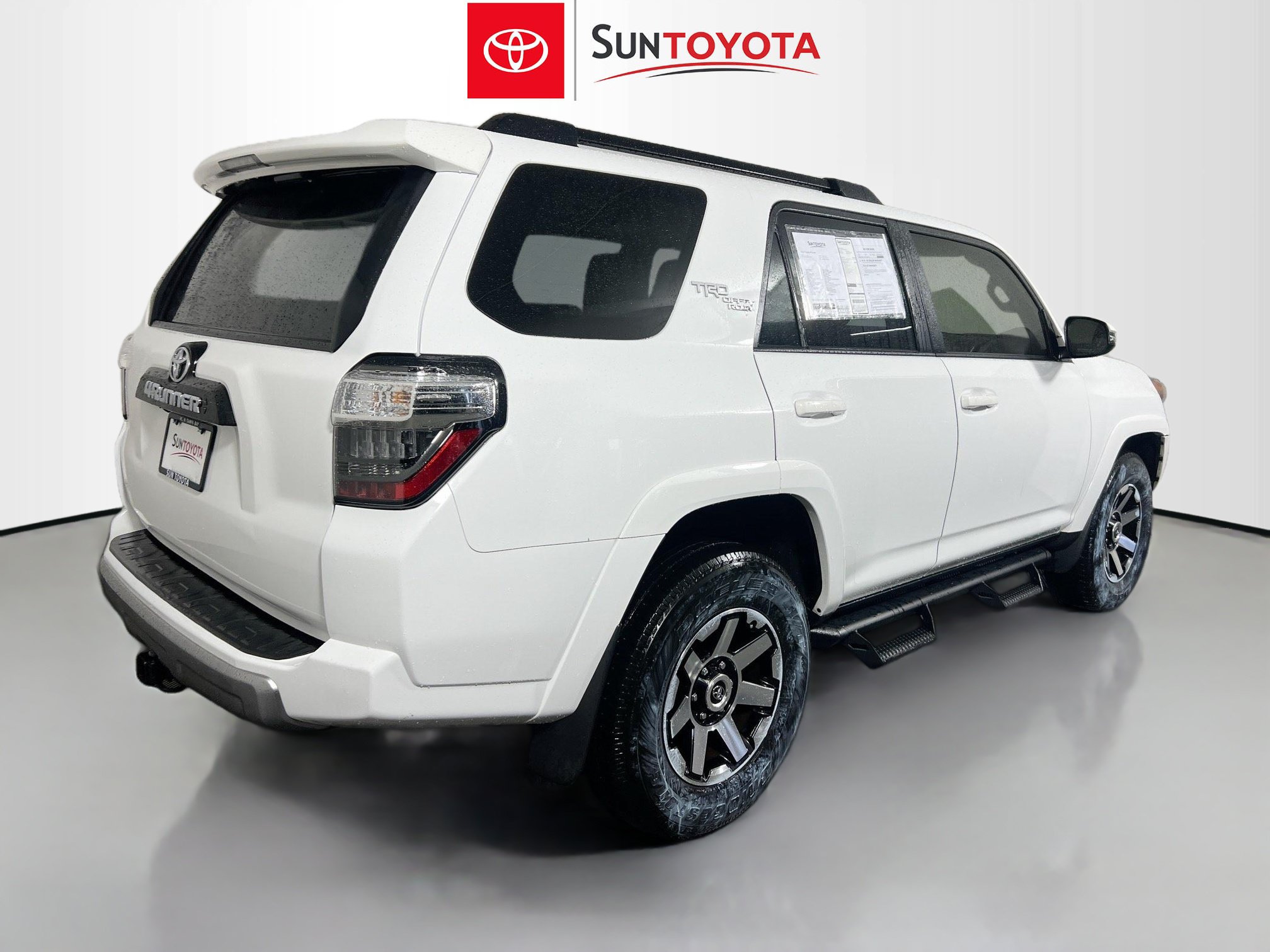 Used 2024 Toyota 4Runner TRD Off-Road Premium w/ Moonroof Package AWD/4WD image 2