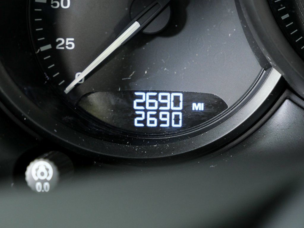 Certified 2025 Porsche Macan image 39