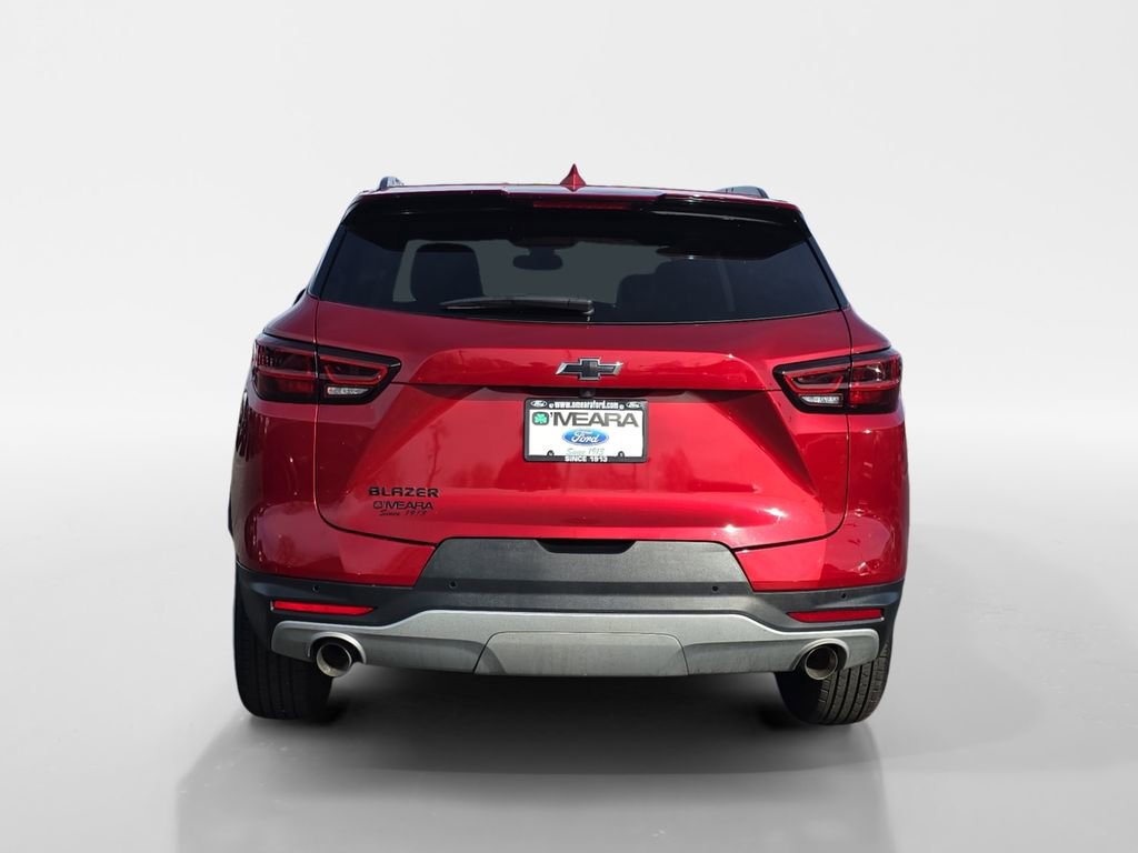 Used 2025 Chevrolet Blazer LT w/ Midnight/Sport Edition image 5