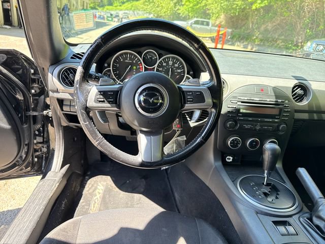 Used 2012 MAZDA MX-5 Miata Sport RWD image 17