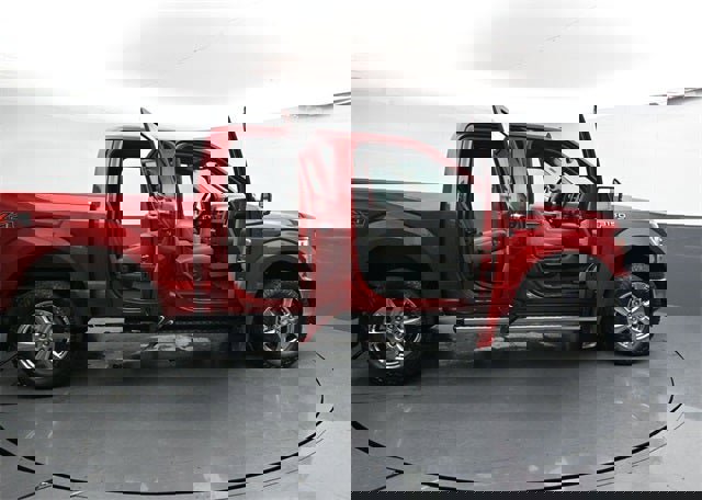 Used 2019 Ford F150 XLT w/ Equipment Group 302A Luxury image 29