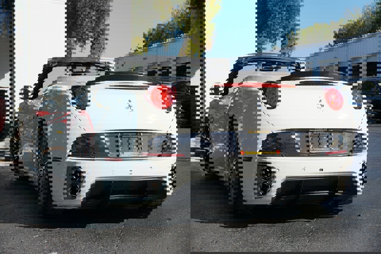 Used 2014 Ferrari California image 26