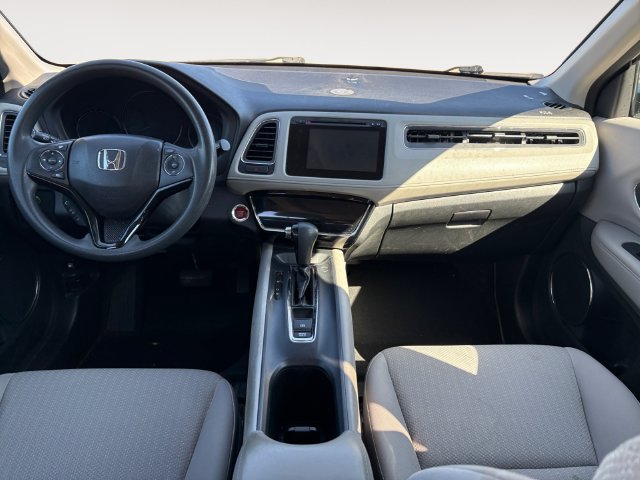 Used 2017 Honda HR-V EX image 10