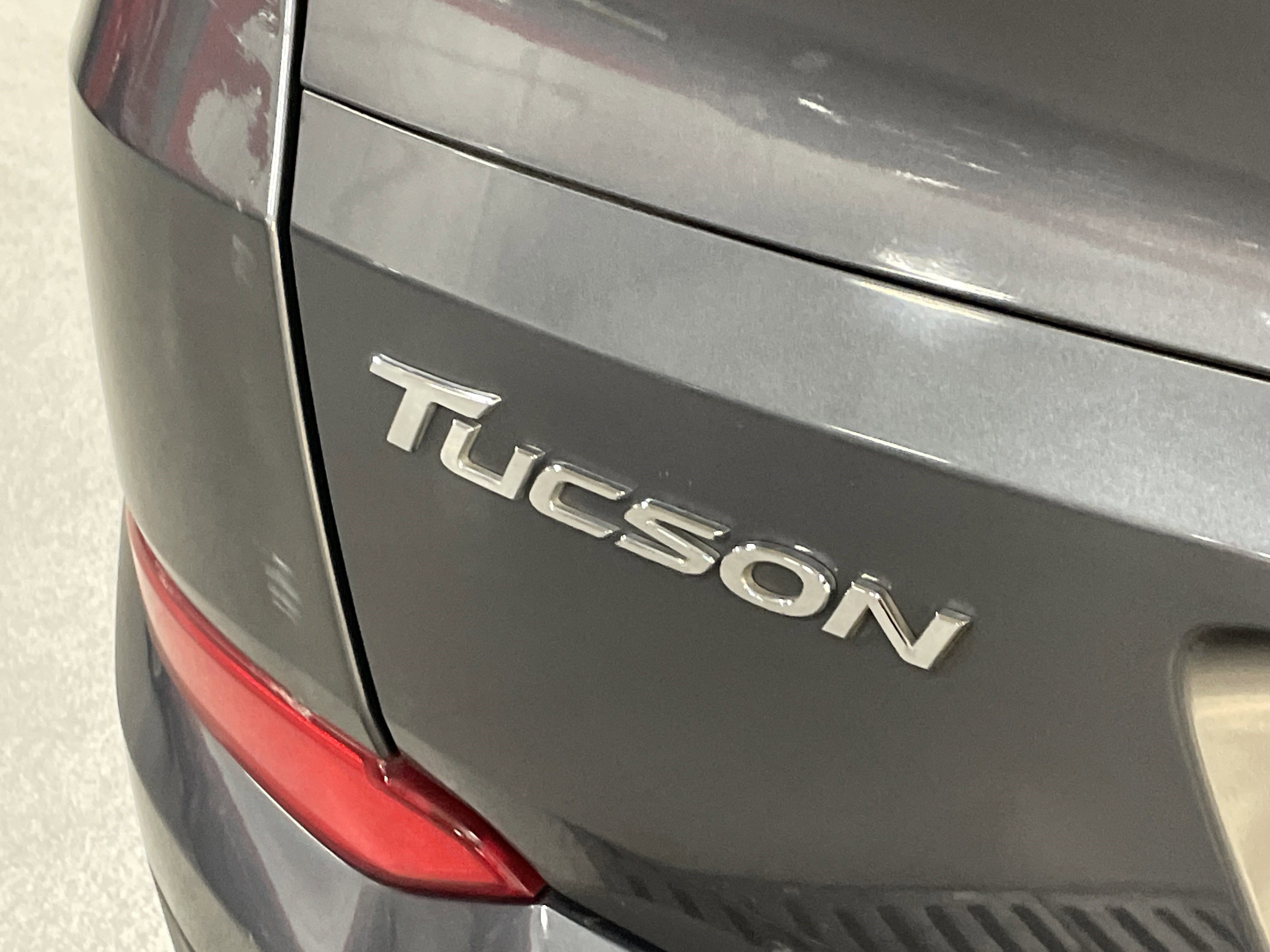 Used 2016 Hyundai Tucson SE w/ Option Group 02 FWD image 14