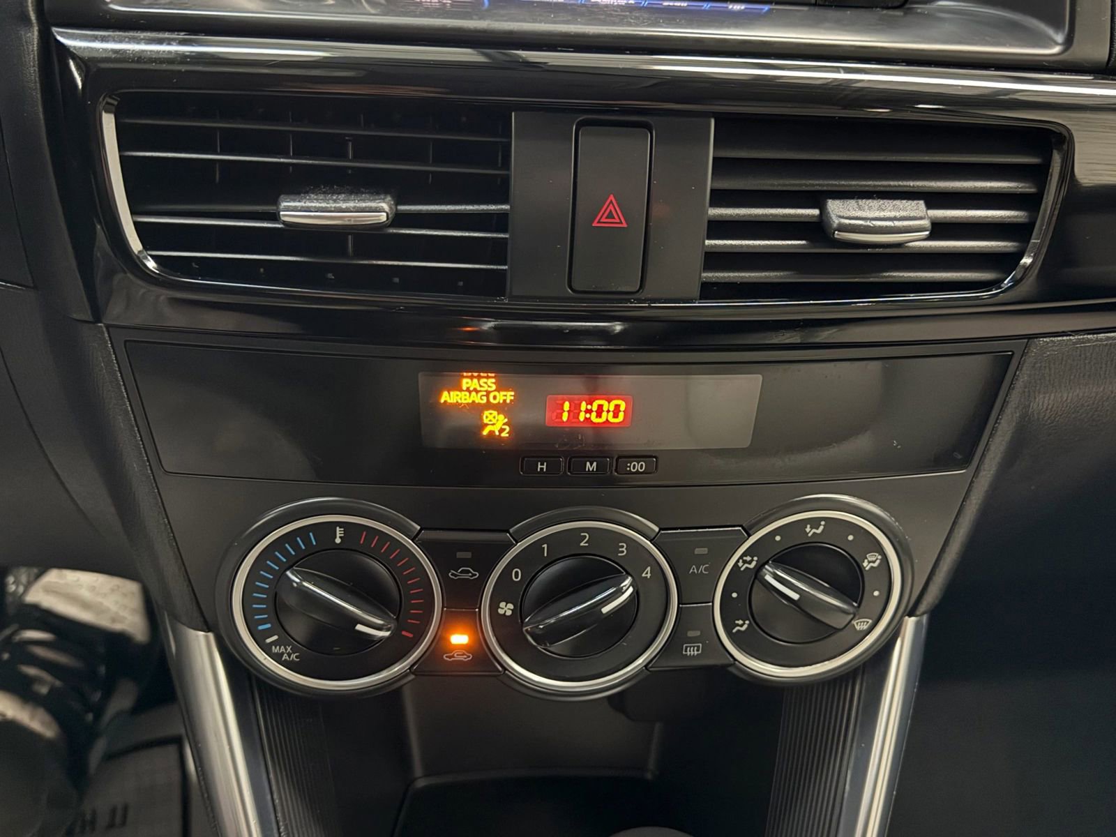 Used 2015 MAZDA CX-5 Touring image 32