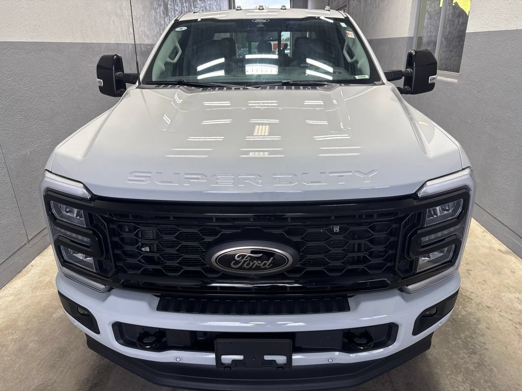 Used 2025 Ford F350 Lariat w/ Lariat Ultimate Package AWD/4WD image 4