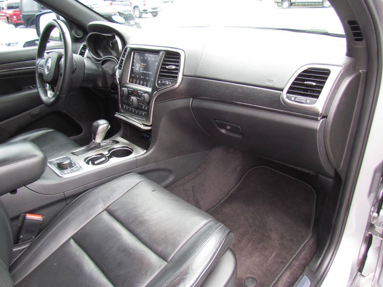 Used 2018 Jeep Grand Cherokee High Altitude AWD/4WD image 17
