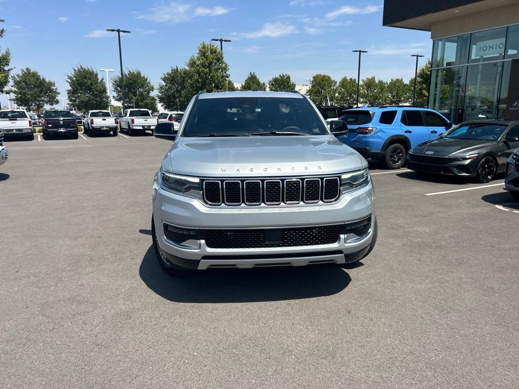 Used 2023 Jeep Wagoneer Series II AWD/4WD image 6
