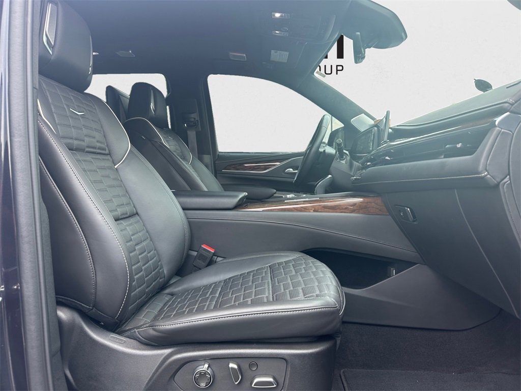 Used 2024 Cadillac Escalade Sport Platinum w/ LPO, Floor Liner Package image 26
