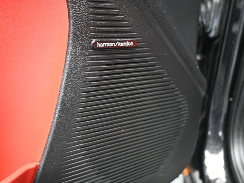 Used 2016 Dodge Challenger SRT Hellcat image 22