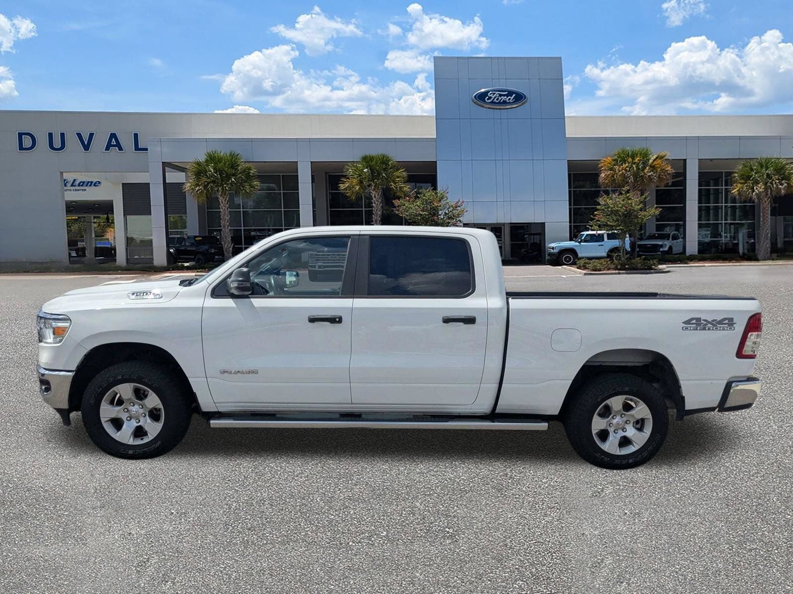 Used 2023 RAM 1500 Big Horn AWD/4WD image 7