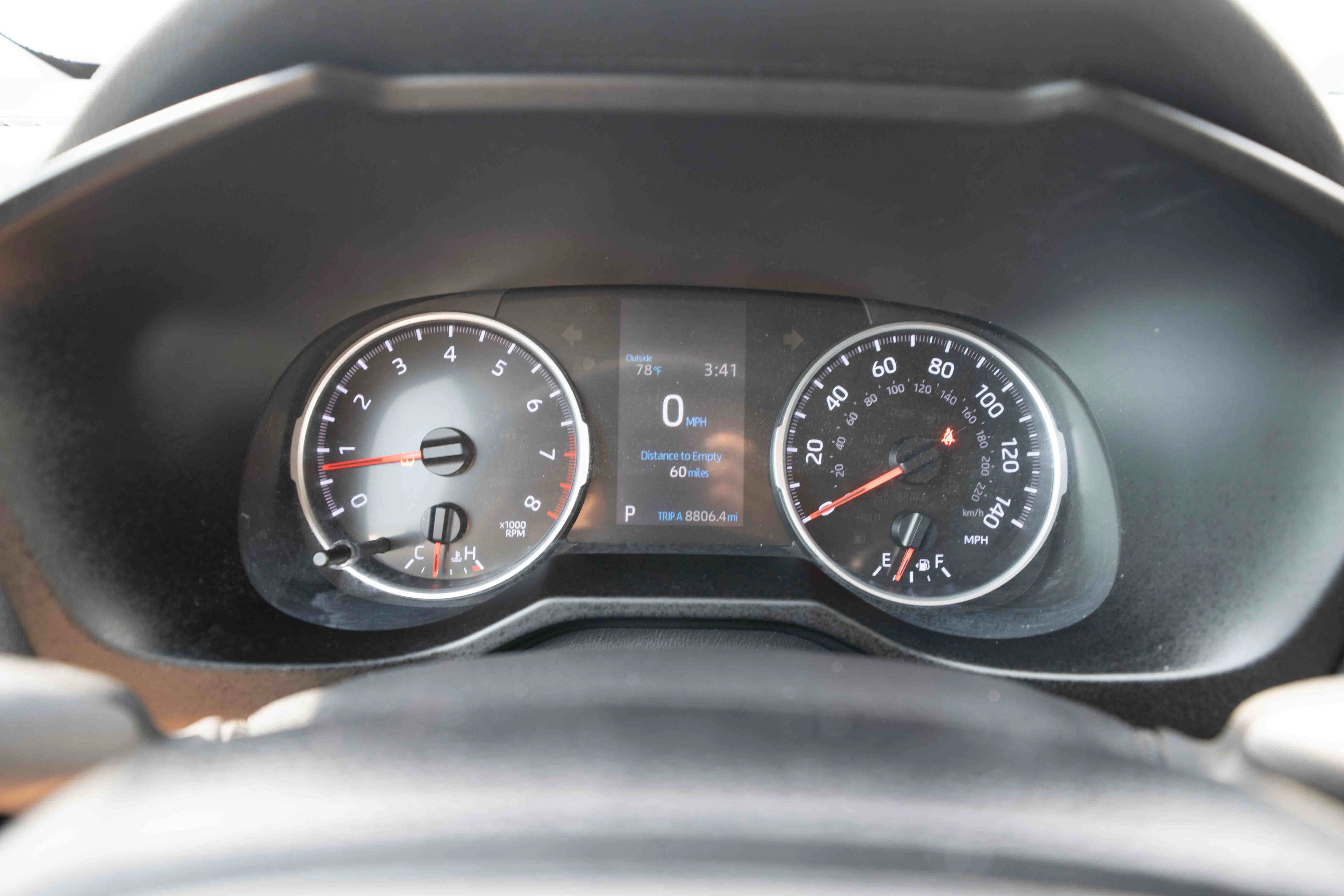 Used 2019 Toyota RAV4 LE AWD/4WD image 16