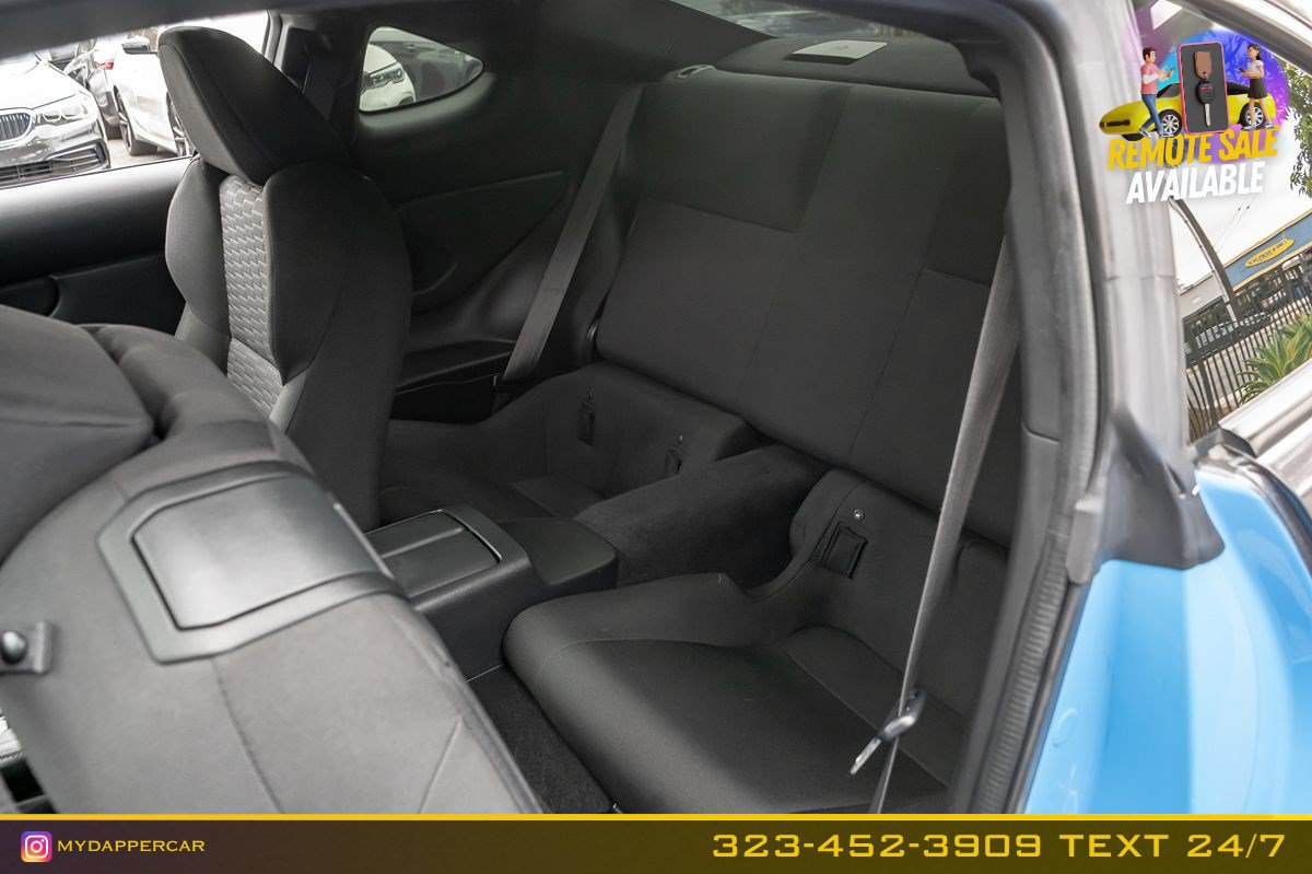 Used 2022 Toyota GR86 w/ ALL Weather Mat Package (TMS) RWD image 16