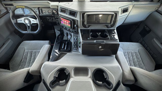Used 2003 HUMMER H1 4-Door Wagon AWD/4WD image 7