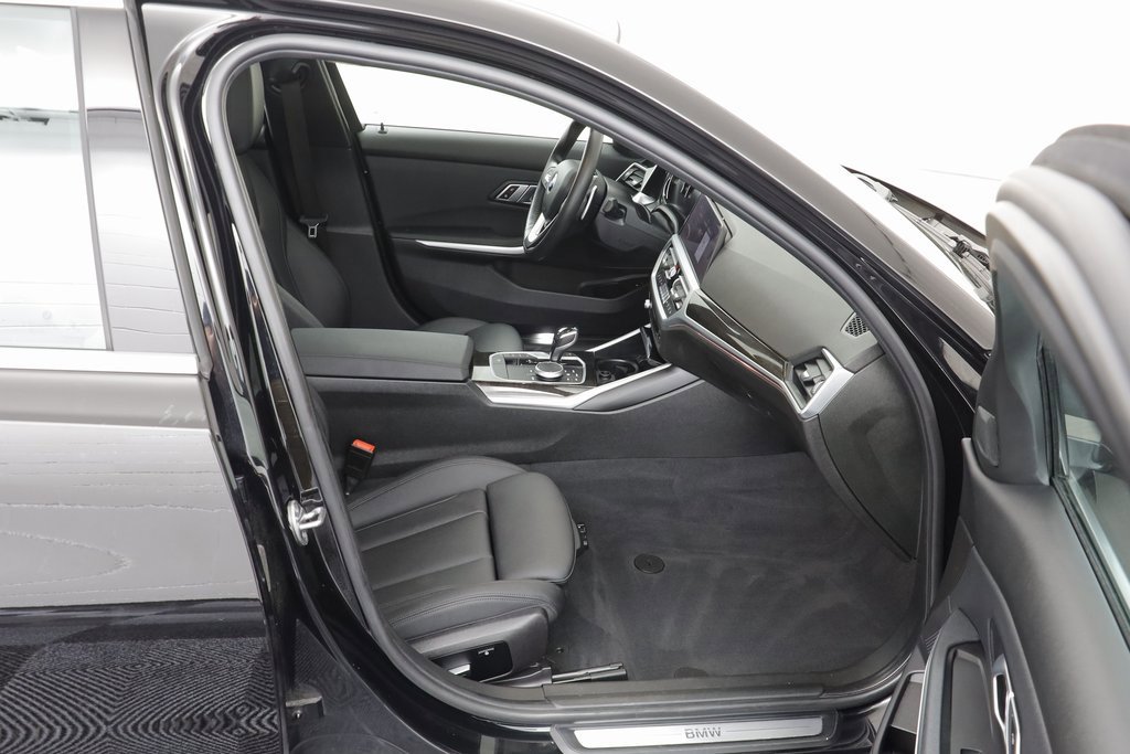 Used 2020 BMW 330i xDrive Sedan image 20