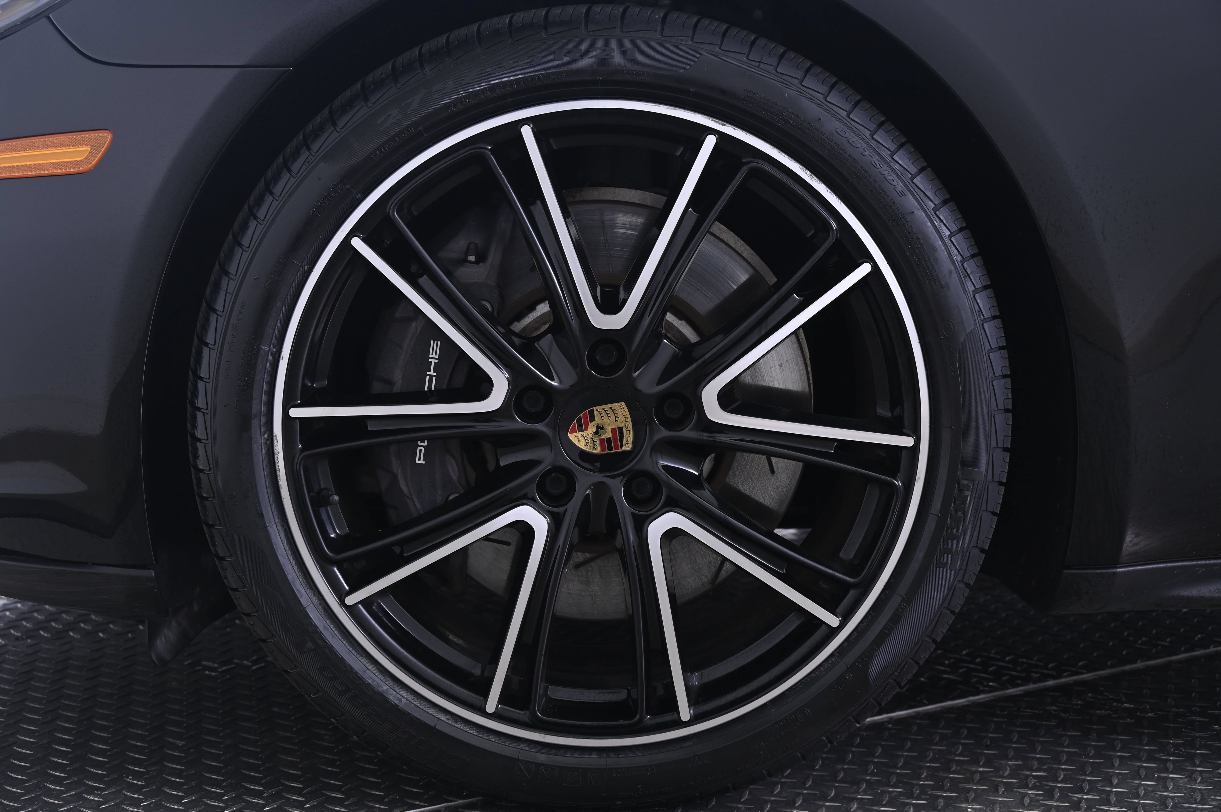 Certified 2020 Porsche Panamera RWD image 11