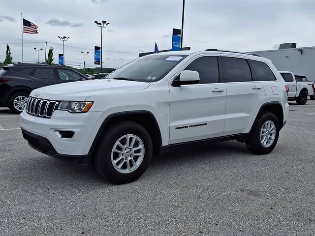 Used 2019 Jeep Grand Cherokee Laredo AWD/4WD image 6