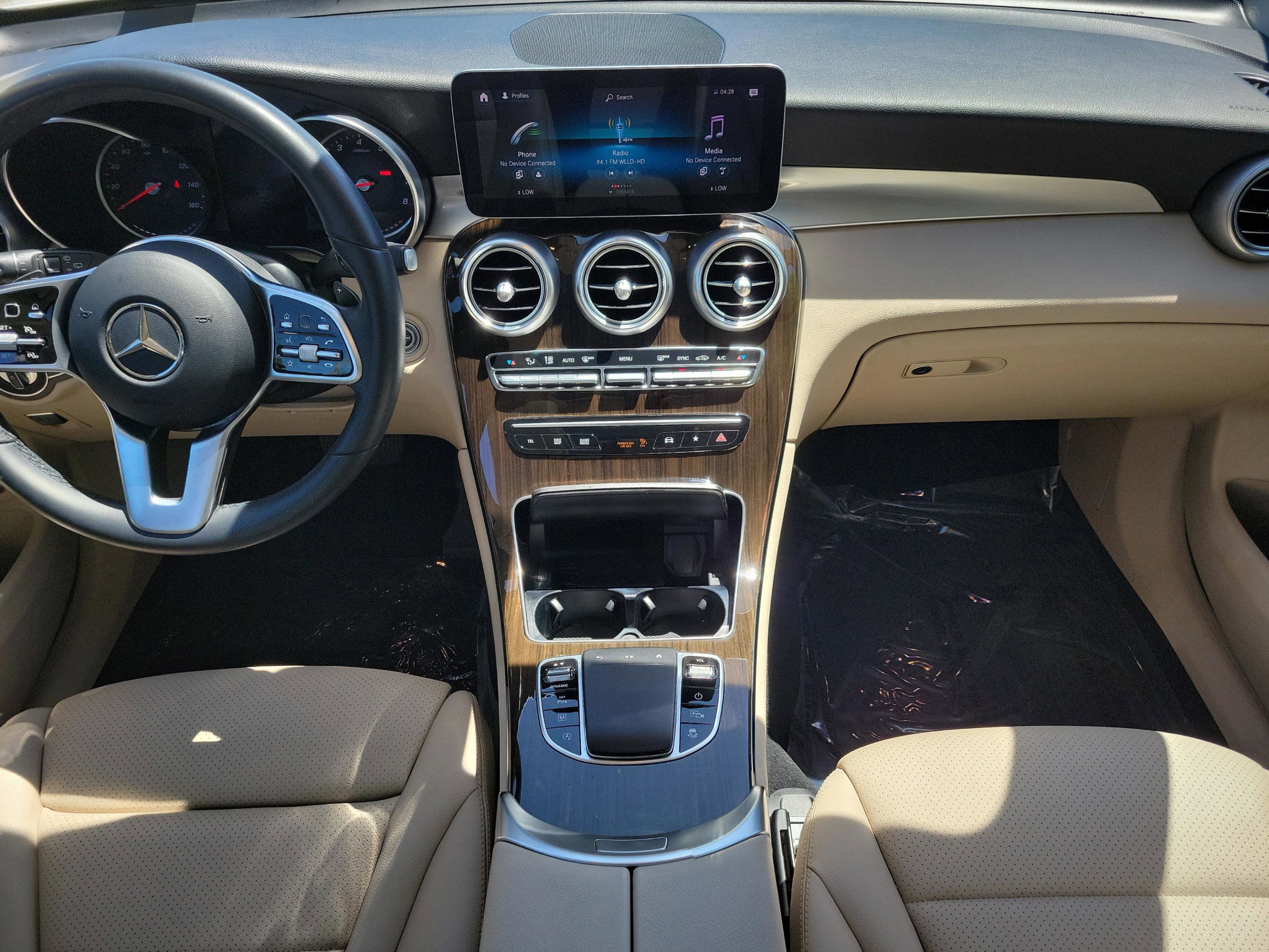 Certified 2022 Mercedes-Benz GLC 300 w/ Premium Package Lite image 13