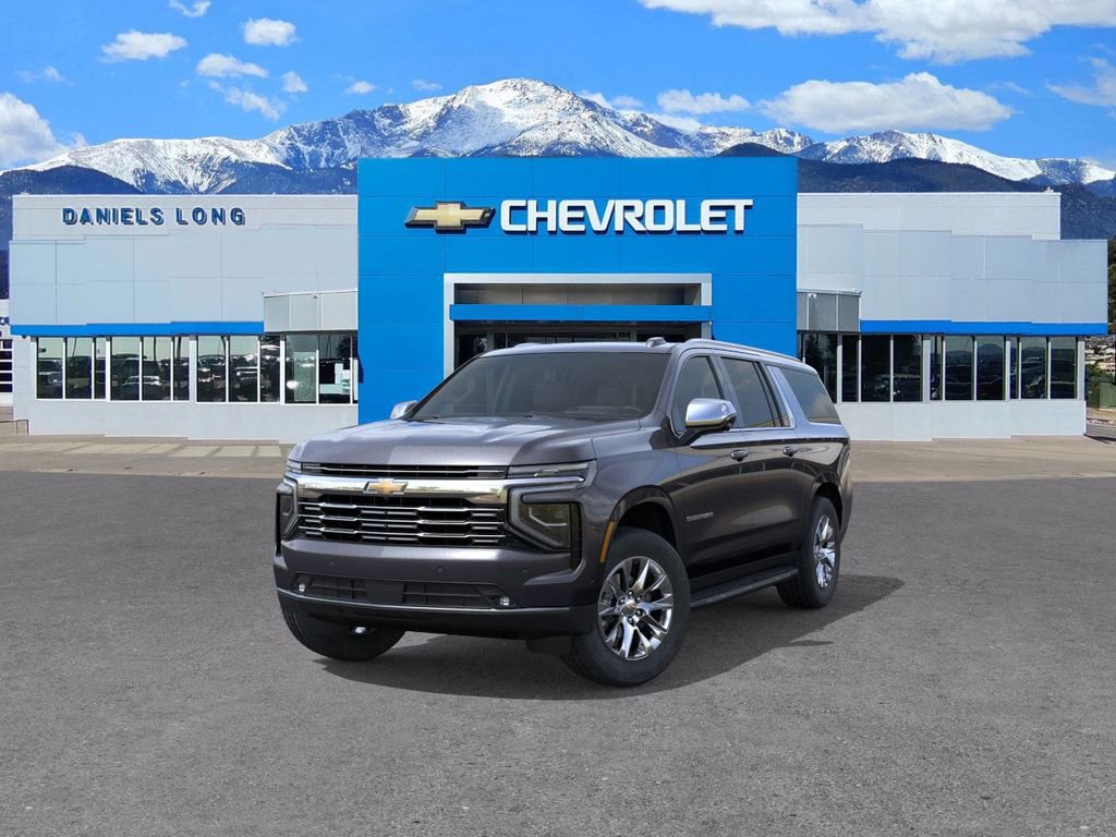 New 2025 Chevrolet Suburban Premier image 8