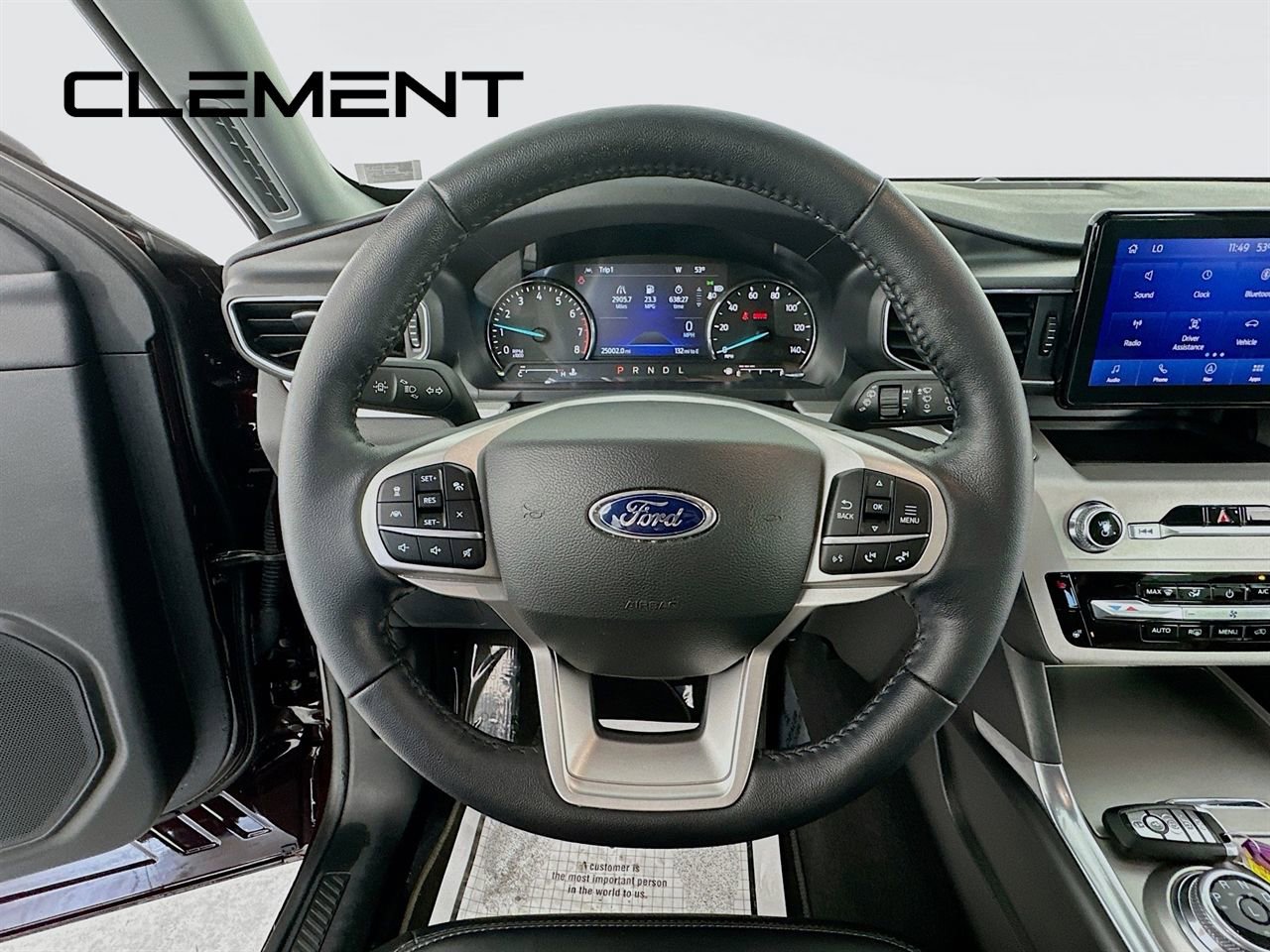 Certified 2022 Ford Explorer XLT w/ Equipment Group 202A AWD/4WD image 15