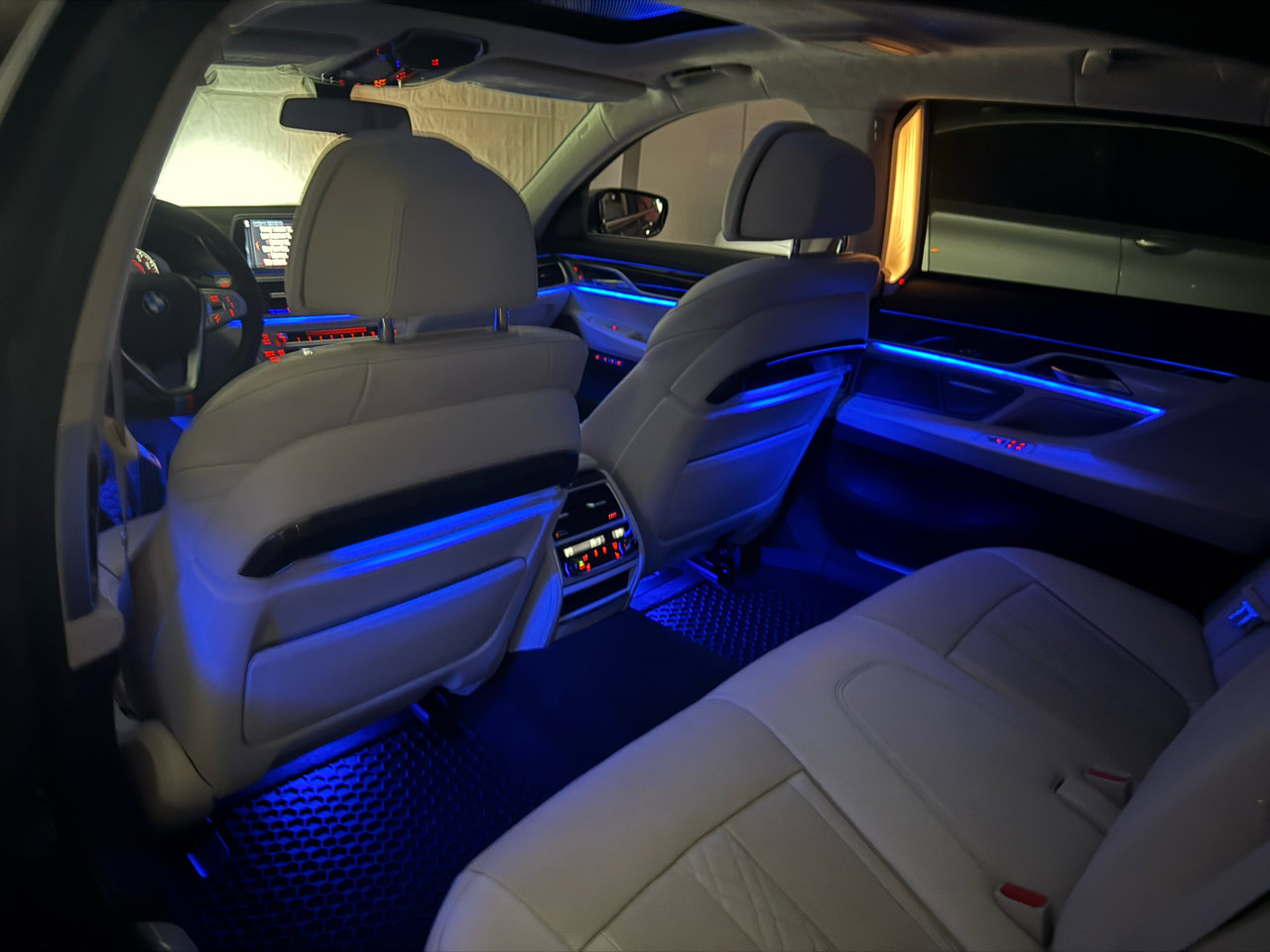 Used 2018 BMW 750i xDrive image 48