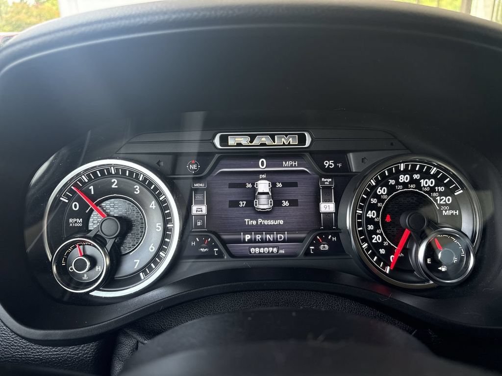 Used 2019 RAM 1500 Big Horn AWD/4WD image 11