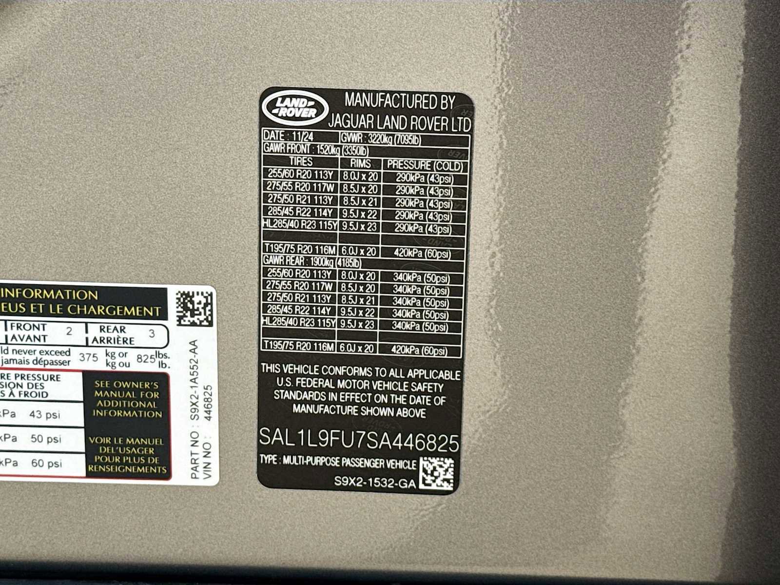 Certified 2025 Land Rover Range Rover Sport Dynamic SE image 32