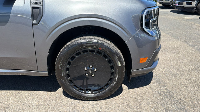 New 2026 Ford Maverick Lobo AWD/4WD image 9