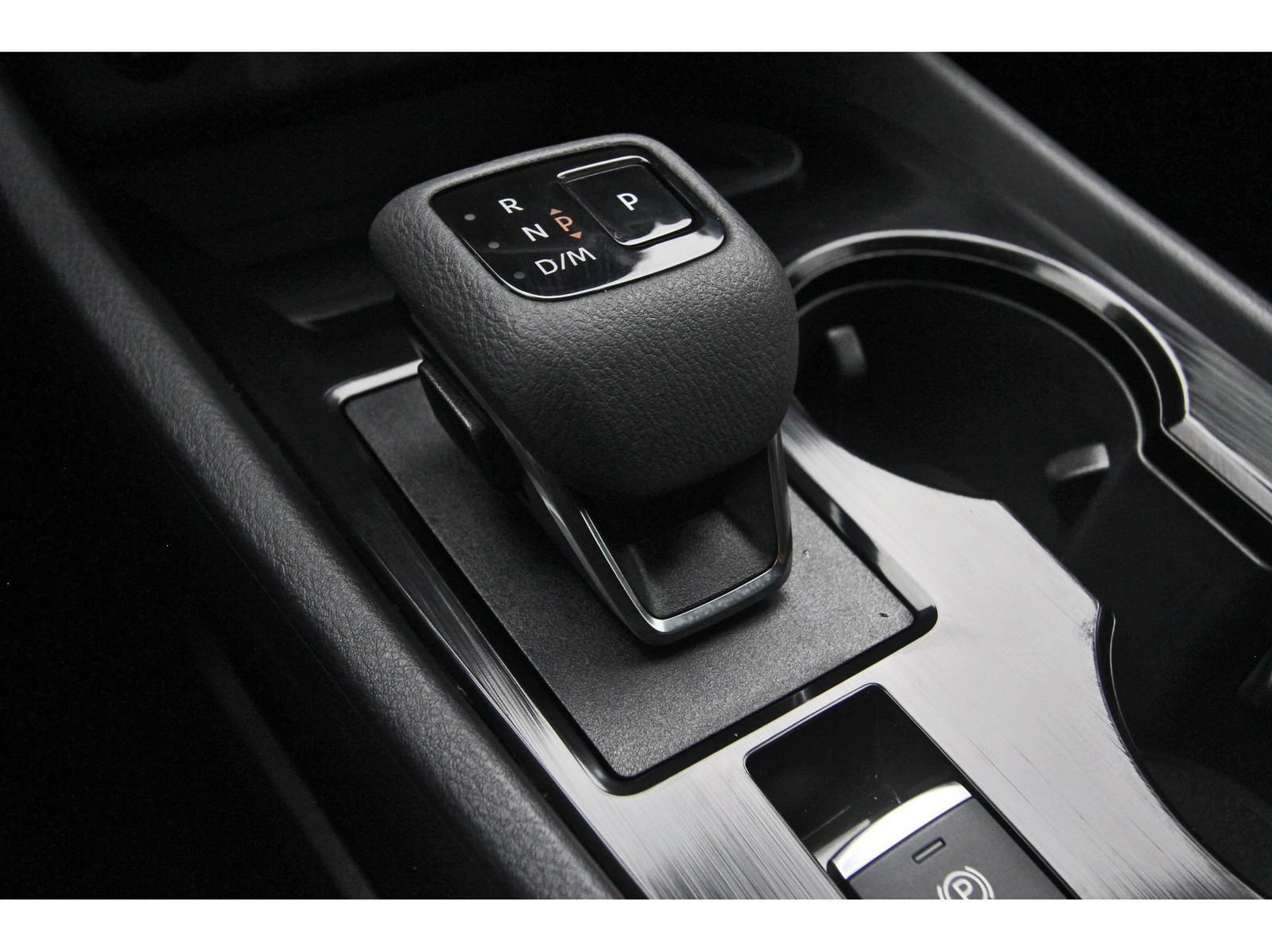 Certified 2026 Nissan Rogue SV FWD image 26