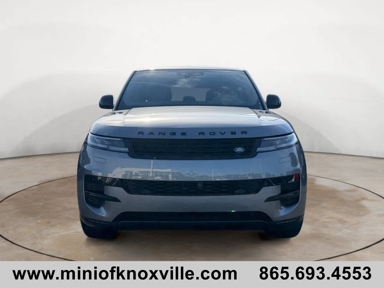 Used 2025 Land Rover Range Rover Sport SE AWD/4WD image 8