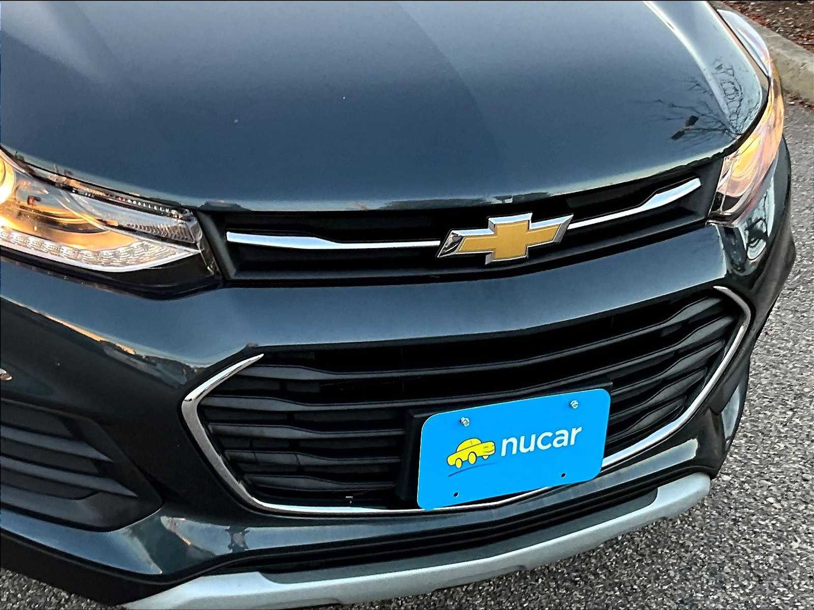 Used 2022 Chevrolet Trax LT w/ Driver Confidence Package image 29