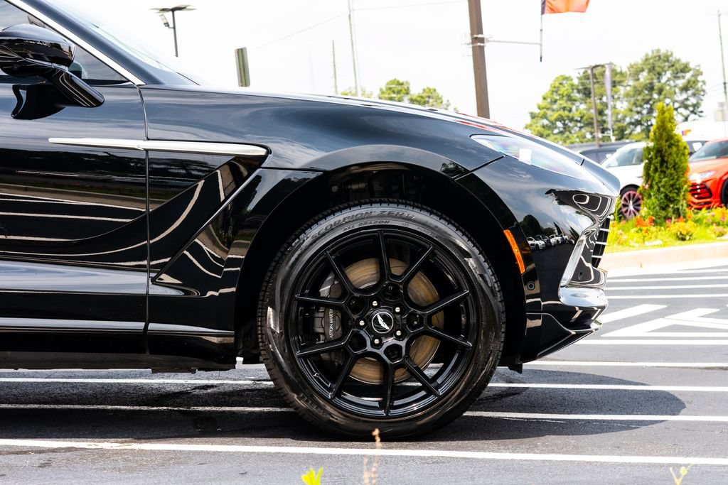 Used 2021 Aston Martin DBX AWD/4WD image 10