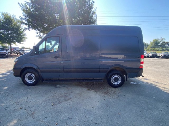 Used 2018 Mercedes-Benz Sprinter 2500 image 2