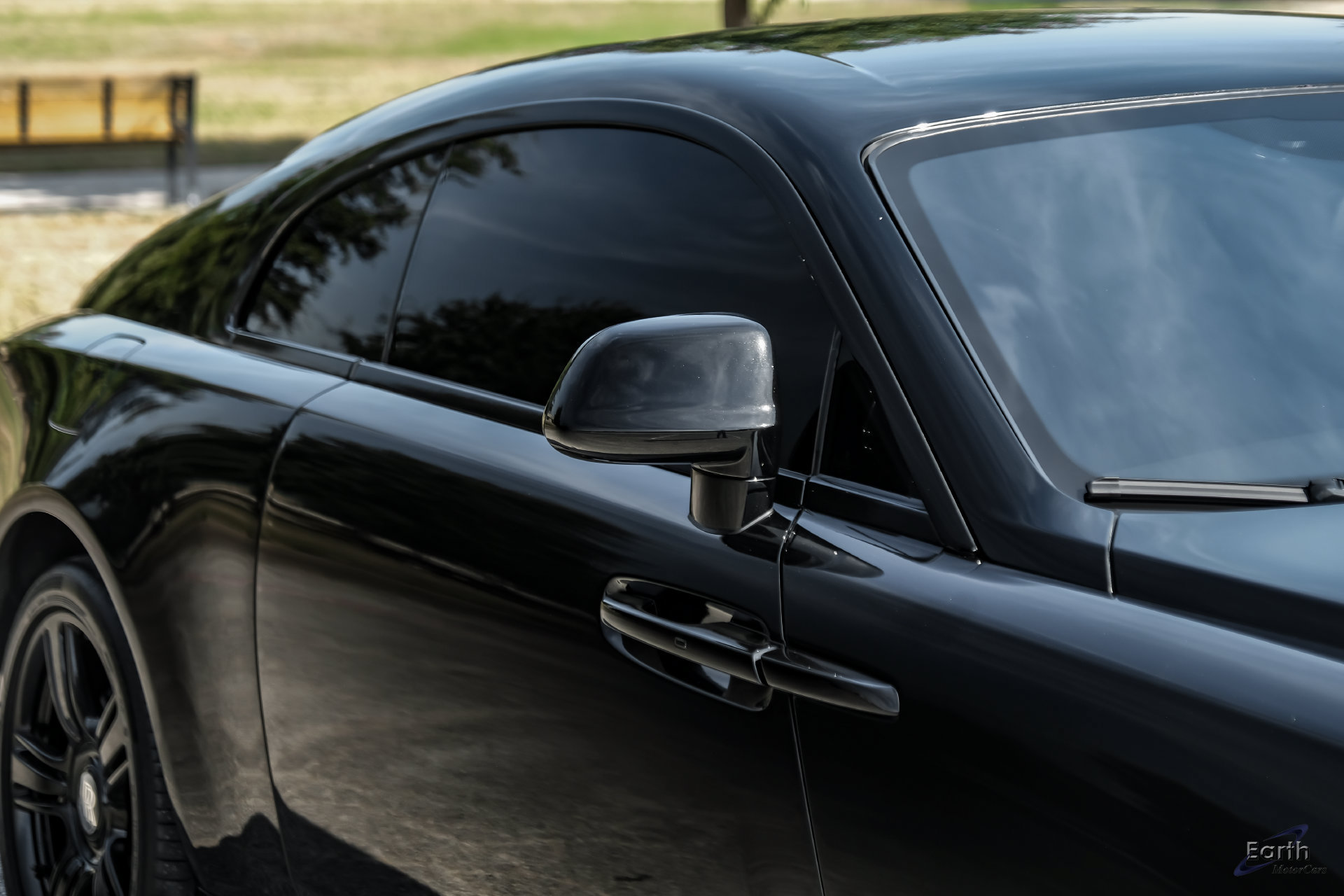 Used 2016 Rolls-Royce Wraith RWD image 30