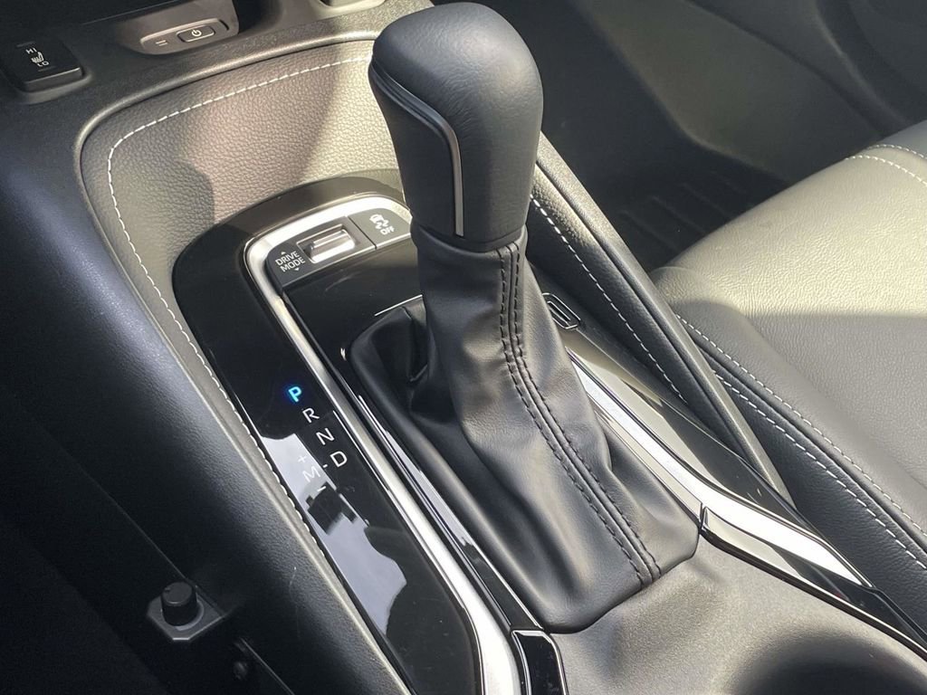 Used 2025 Toyota Corolla XSE image 38