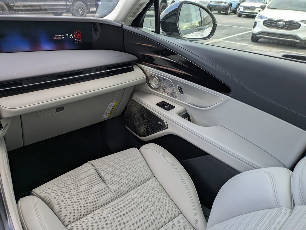 New 2026 Lincoln Nautilus Reserve image 18