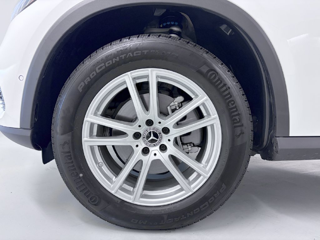 Certified 2026 Mercedes-Benz GLC 300 4MATIC image 11