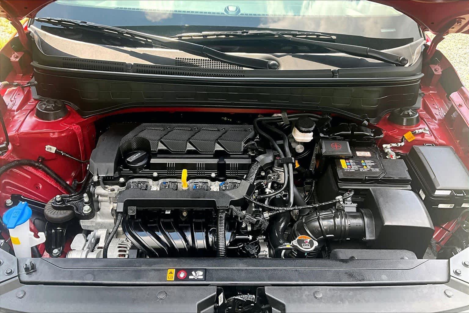 Used 2025 Hyundai Venue SE FWD image 32