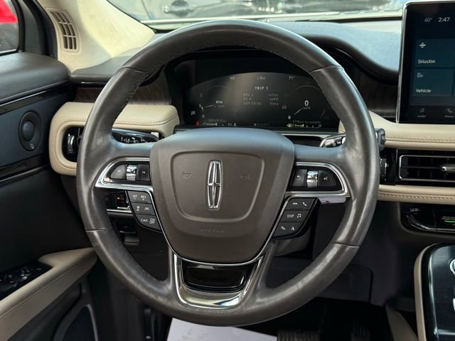 Used 2022 Lincoln Nautilus Reserve w/ Equipment Group 201A image 10