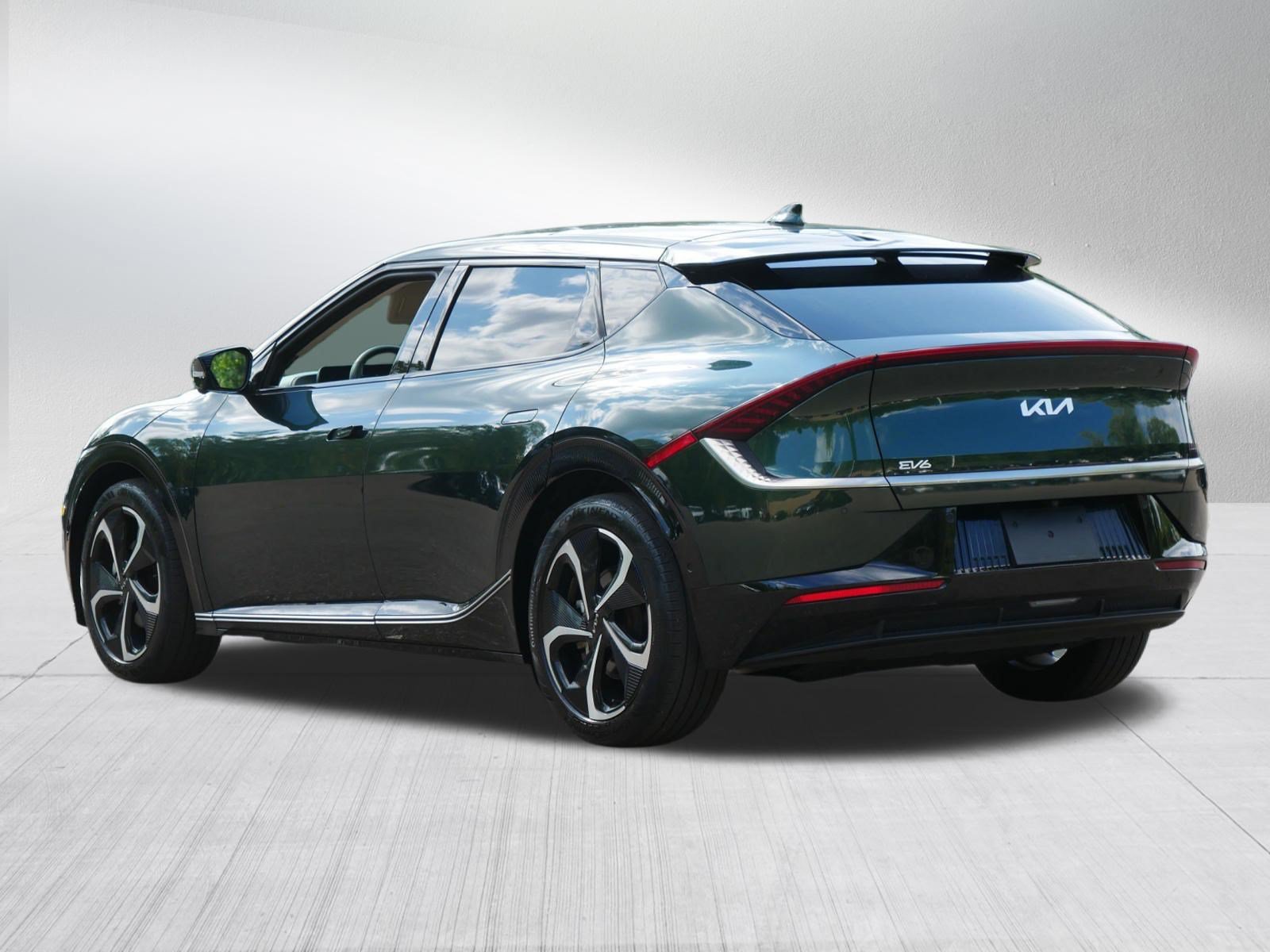 Certified 2023 Kia EV6 GT-Line AWD/4WD image 5