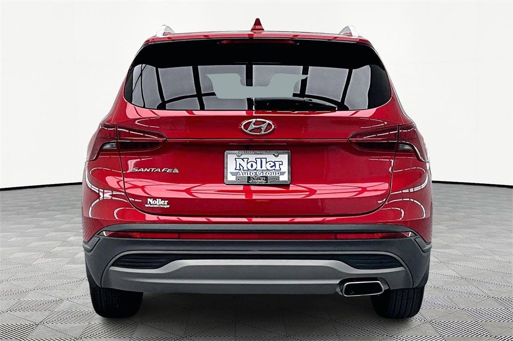 Used 2023 Hyundai Santa Fe SEL w/ Cargo Package image 4