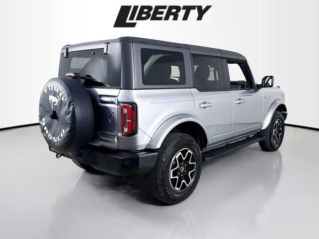 Used 2023 Ford Bronco Outer Banks image 7