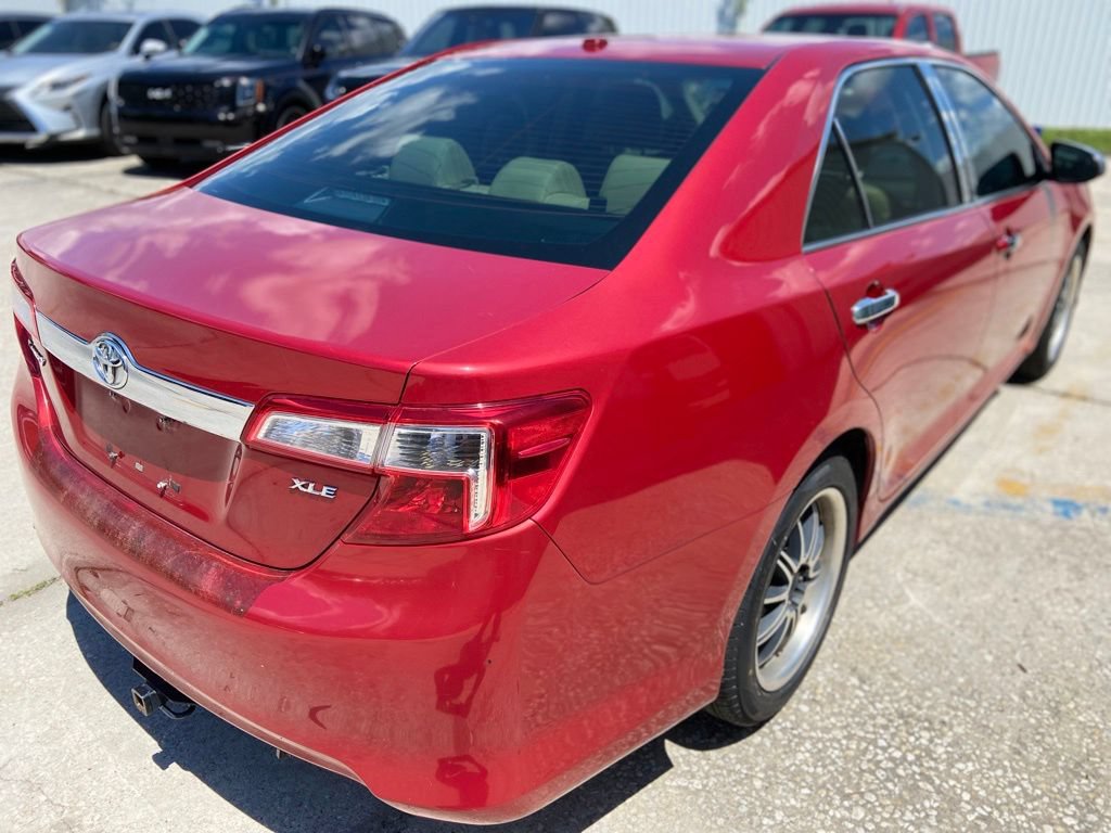 Used 2013 Toyota Camry XLE FWD image 5