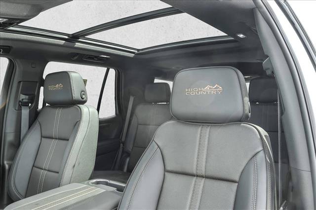 Used 2026 Chevrolet Tahoe High Country w/ Sun And Tow Package AWD/4WD image 12
